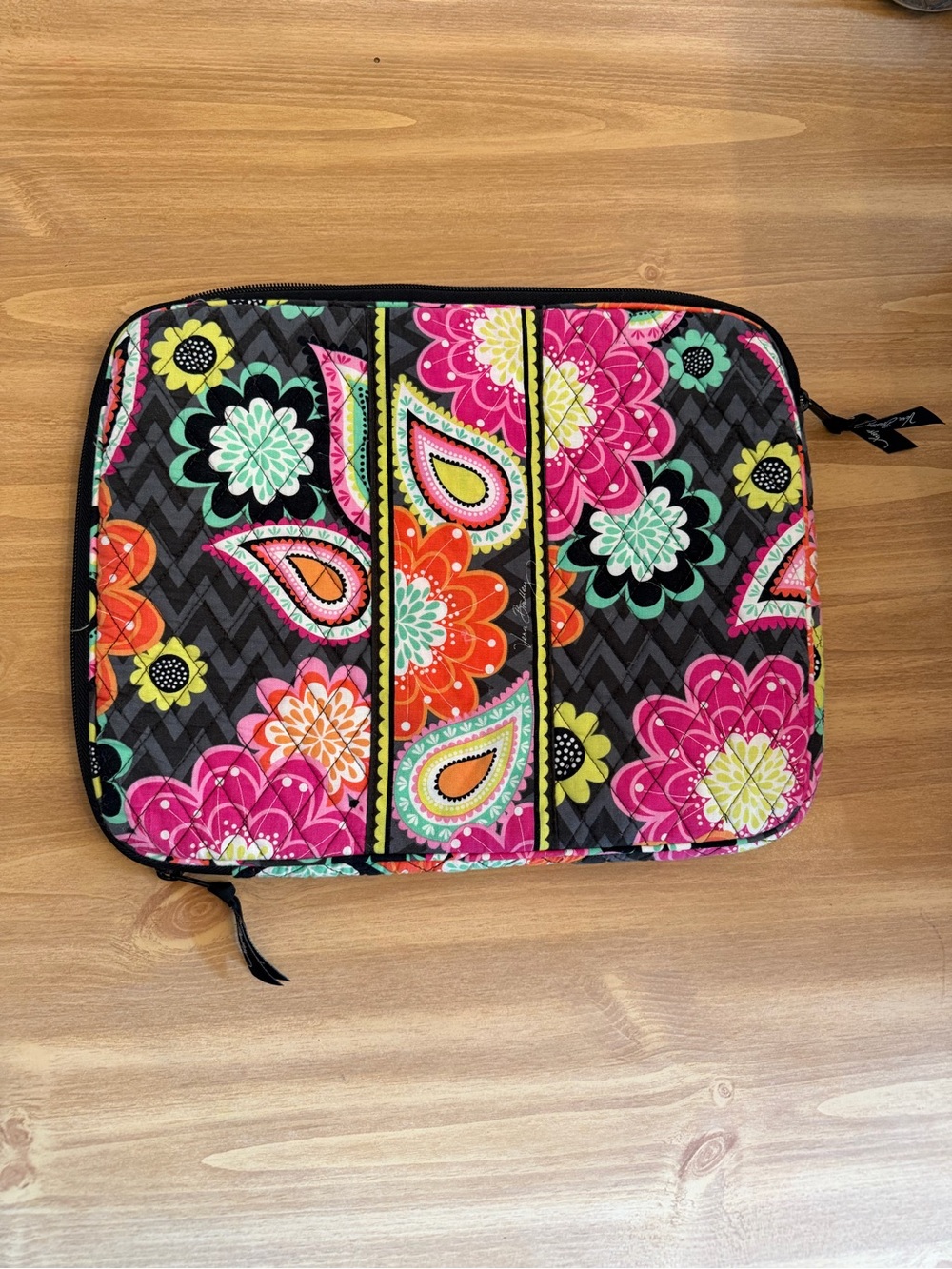 Vera Bradley Ziggy Zinnia Laptop Sleeve Case Quilted  14"W x 11"H Floral Retired